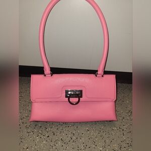 Salvatore Ferragamo Elegant Pink Handbag